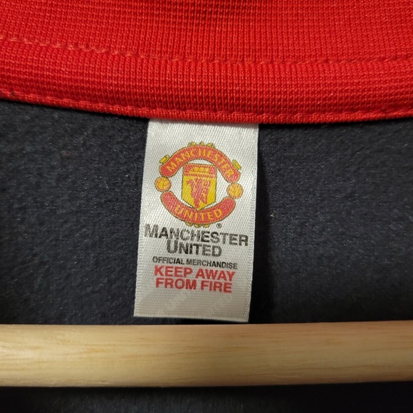 Manchester United Official Track Jacket - Picture 4 of 6